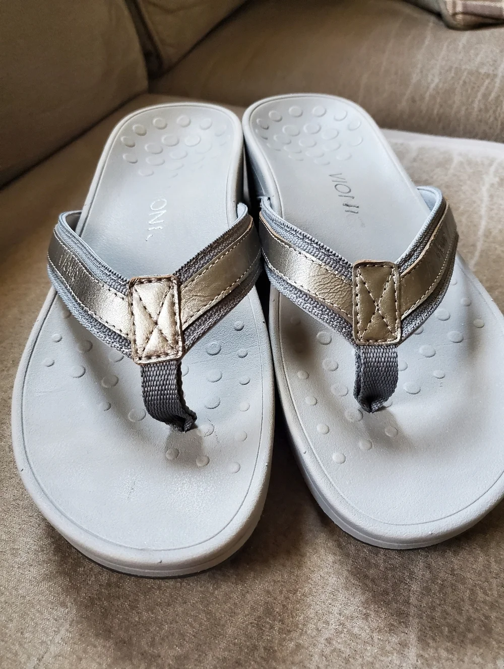 Vionic High Tide Platform Wedge Sandals In Pewter And Grey Size Womens 10